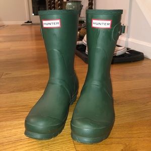 HUNTER RAIN BOOTS with adjustable strap